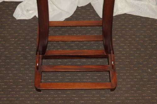 AN AWESOME TALL "MODERN" SOLID WOODEN "DUMB VALET" CLOTHING STAND (MR JEEVES) IN STUNNING CONDITION