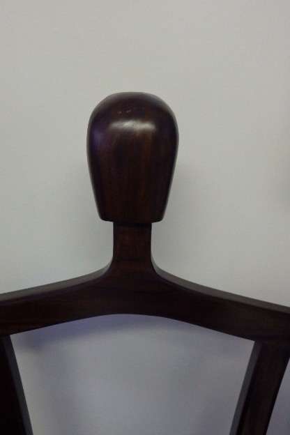 AN AWESOME TALL "MODERN" SOLID WOODEN "DUMB VALET" CLOTHING STAND (MR JEEVES) IN STUNNING CONDITION