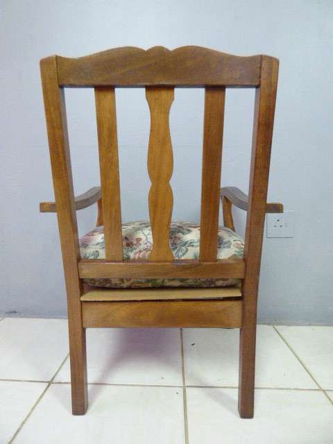 2 LOVELY, COMFORTABLE VINTAGE BALL & CLAW OAK ARM CHAIRS, FABULOUS AS OCCASIONAL CHAIRS! bid/chair