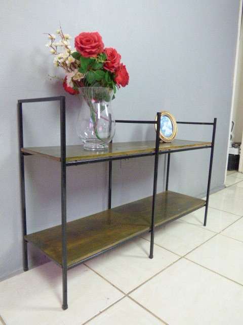 A VERY STYLISH METAL AND WOOD STAND, FANTASTIC INDOORS OR ON THE PATIO!!