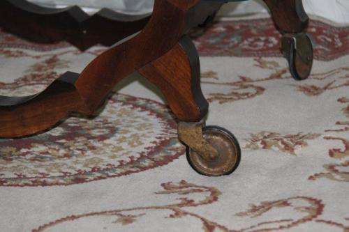 AN INCREDIBLE ANTIQUE IMBUIA BAR/ DRINKS TROLLEY ON ITS ORIGINAL CASTORS IN WONDERFUL CONDITION
