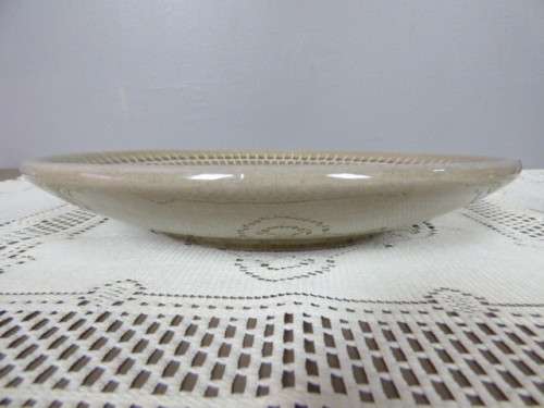 A VERY FASHIONABLE LARGE CERAMIC CENTRE TABLE BOWL. STUNNING ON ANY TABLE IN THE HOME!!