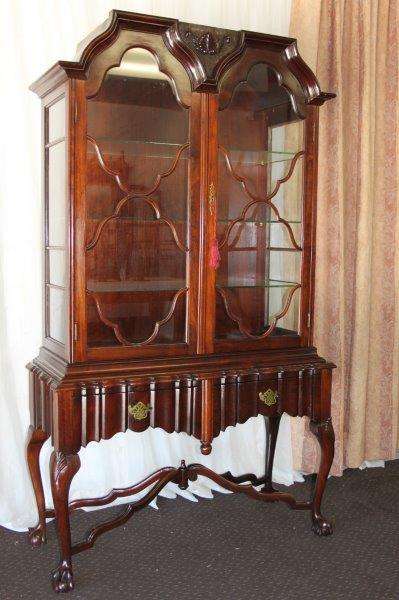 A MAGNIFICENT ANTIQUE "DOUBLE GABLED" BALL AND CLAW CABINET ON A STAND WITH SUPERB DETAILING