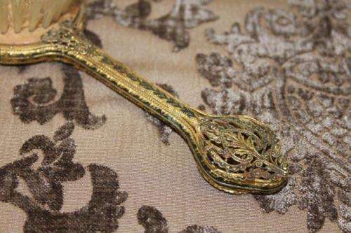 THREE AWESOME VINTAGE/ ANTIQUE? VANITY TABLE (2x) HAND MIRRORS AND A BRUSH SET bid/item