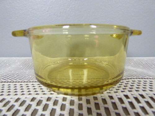 2 LOVELY MADE IN MEXICO COLOURED GLASS BOWLS!!! STUNNING ON YOUR TABLE!!
