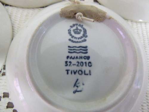 A WONDERFUL COLLECTION OF 5 PORCELAIN ROYAL COPENHAGEN WALL PLATES - PERFECT FILLERS bid/plate