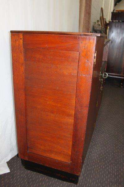 AN AMAZING ANTIQUE ART DECO SIDE SERVER WITH LOADS OF CUPBOARD SPACE AND A TIERED SERVING SURFACE