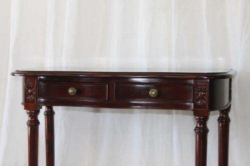A STYLISH ROSEWOOD HALLWAY TABLE WITH EXQUISITE REEDED LEGS AND TWO DRAWERS