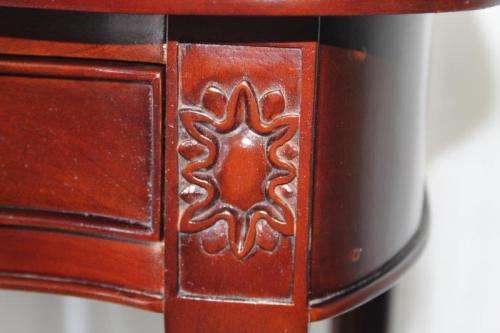 A STYLISH ROSEWOOD HALLWAY TABLE WITH EXQUISITE REEDED LEGS AND TWO DRAWERS