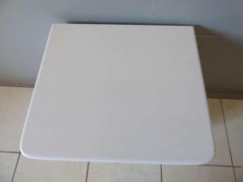 ALOVELY MATCHING PAIR OF BEDSIDE PEDESTALS, GREAT FOR HOLIDAY HOMES!Bid/ped