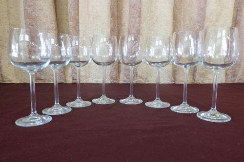 AN AWESOME COLLECTION OF 8x (4x WHITE & 4x DESSERT) WINE GLASSES IN STUNNING CONDITION bid/glass
