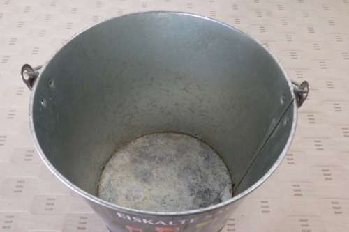 THREE AWESOME GERMAN "KLEINER KEILER" SHOOTER ICE BUCKETS WITH A CARRY HANDLE bid/ice bucket