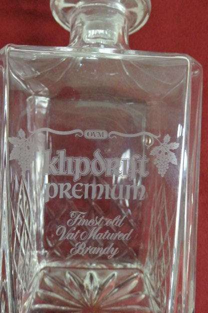 A SUPERB LEAD CUT CRYSTAL VITRIA "KLIPDRIFT PREMIUM" BRANDED DECANTER IN EXCELLENT CONDITION