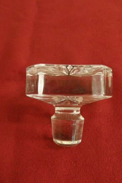 A SUPERB LEAD CUT CRYSTAL VITRIA "KLIPDRIFT PREMIUM" BRANDED DECANTER IN EXCELLENT CONDITION