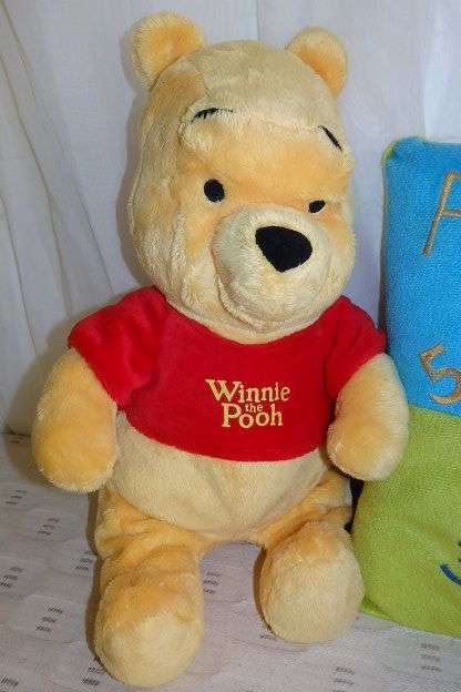 5x WONDERFUL "WINNIE THE POOH" AND FRIENDS SOFT TOYS INCLUDING PIGLET AND TIGGER bid/toy