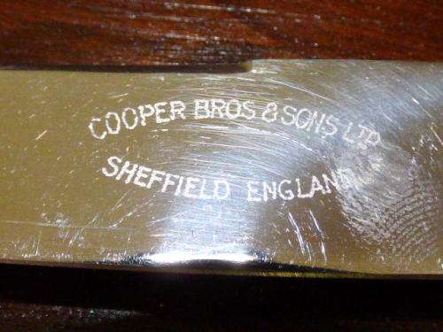A MAGNIFICENT VINTAGE 117 PIECE COOPER BROs & SONS EPNS CUTLERY SET IN A WOODEN DISPLAY CADDY!