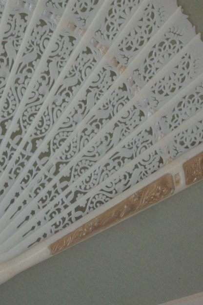 TWO EXQUISITE BOXED FRAMED ANTIQUE VICTORIAN LADIES HAND FANS IN FABULOUS CONDITION bid/fan