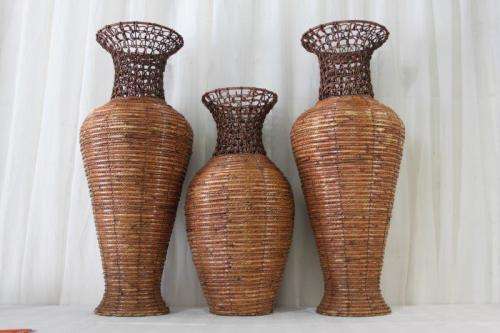3x SPECTACULAR LARGE WICKER URN SHAPED VASES w/ STEEL REINFORCED FRAMES IN GREAT CONDITION bid/vase