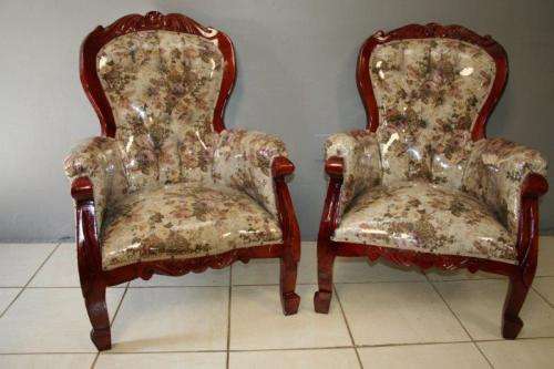 TWO GORGEOUS VICTORIAN STYLED ARMCHAIRS w/ DEEP BUTTON DETAILING & ROLLED PADDED ARMRESTS bid/chair