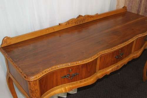 A MAGNIFICENT BURMESE TEAK 3-DRAWER DINING BUFFET SIDE SERVER WITH AMAZING HAND CARVED DETAILING