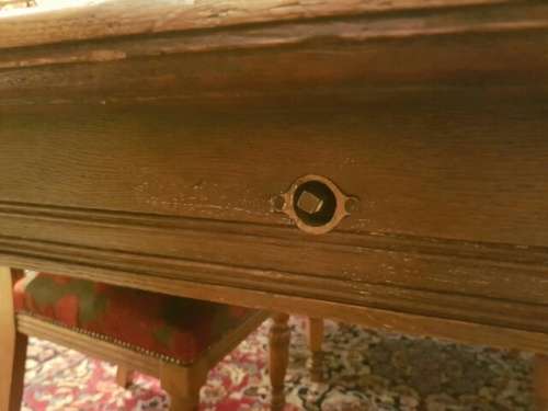 ABSOLUTELY SPECTACULAR OAK 8-SEATER EXTENDABLE DINING ROOM SUITE c/w LUXURIOUSLY UPHOLSTERED CHAIRS