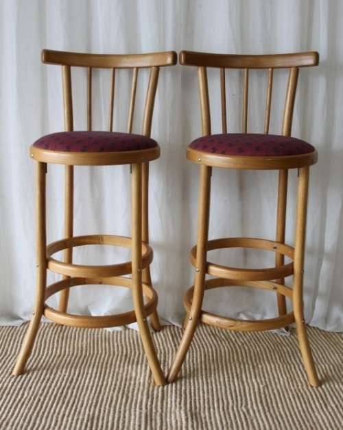 A COLLECTION OF 6x ORIGINAL WOODEBENDER OAK BENTWOOD BAR CHAIRS WITH REINFORCED SEATS bid/chair
