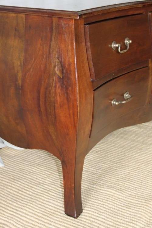 A TRULY MAGNIFICENT LARGE SOLID INDONESIAN TEAK 6-DRAWER "BOMBE" COMMODE IN AWESOME CONDITION