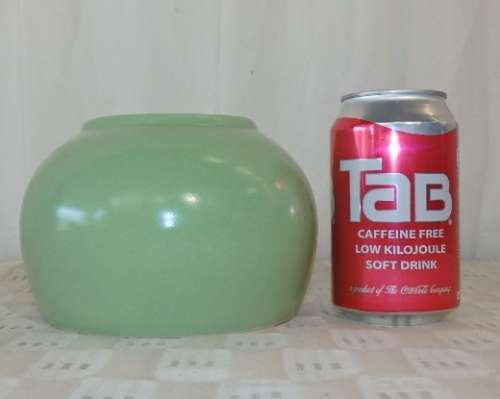 A BEAUTIFUL ROUND PALE GREEN CERAMIC VASE = PERFECT FOR MINIATURE ROSES OR SMALLER POSY FLOWERS