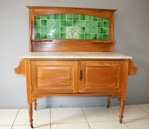 A SPECTACULAR ANTIQUE OREGON PINE WASH STAND WITH A WHITE MARBLE TOP AND TILED SPLASH BACK!