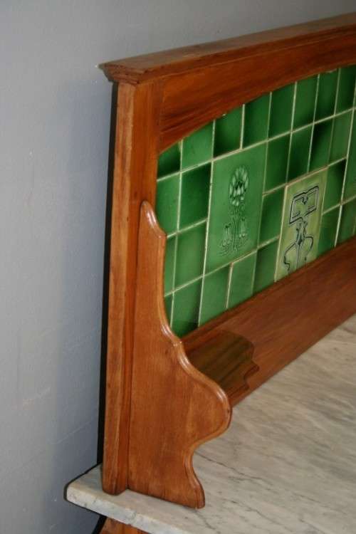 A SPECTACULAR ANTIQUE OREGON PINE WASH STAND WITH A WHITE MARBLE TOP AND TILED SPLASH BACK!