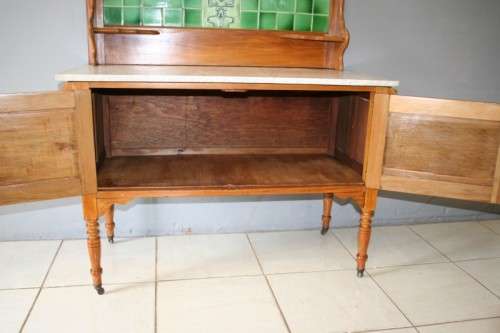 A SPECTACULAR ANTIQUE OREGON PINE WASH STAND WITH A WHITE MARBLE TOP AND TILED SPLASH BACK!