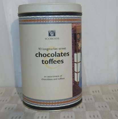 AN AWESOME COLLECTION OF 10x ASSORTED COLLECTIBLE DISPLAY TINS INCL. SOME GORGEOUS OLDIES bid/tin