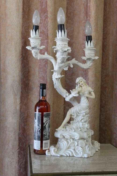 A SPECTACULAR ORNATE "ART NOUVEAU" STYLE ALABASTRINE OXYLITE TABLE LAMP WITH INCREDIBLE DETAILING