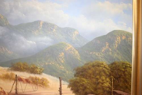 A BEAUTIFUL FRAMED OIL ON BOARD LANDSCAPE PAINTING BY THE (LATE) 20th CENTURY ARTIST HENNIE COETZEE