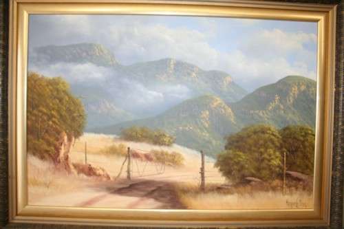A BEAUTIFUL FRAMED OIL ON BOARD LANDSCAPE PAINTING BY THE (LATE) 20th CENTURY ARTIST HENNIE COETZEE