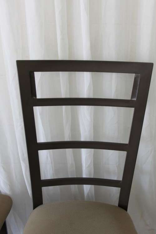 A STUNNING COLLECTION OF 6x ALL-WEATHER PATIO CHAIRS WITH UPHOLSTERED SEATS bid/chair