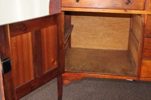 A TRULY STUNNING LARGE SOLID INDONESIAN TEAK 6-DRAWER "BOMBE" SERVER w/ CUPBOARDS IN GREAT CONDITION