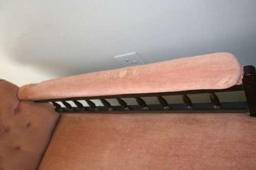 A WONDERFUL ANTIQUE EDWARDIAN DUSTY PINK CHAISE LONGUE SOFA = PERFECT RESTORATION PIECE