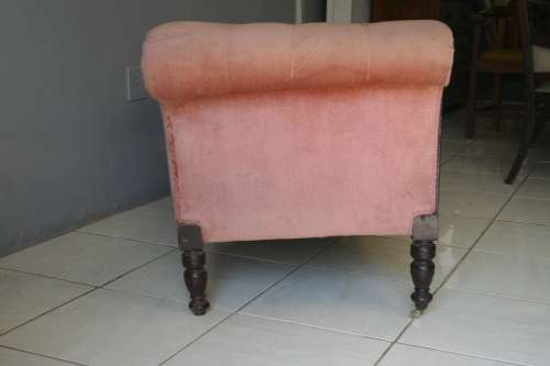 A WONDERFUL ANTIQUE EDWARDIAN DUSTY PINK CHAISE LONGUE SOFA = PERFECT RESTORATION PIECE