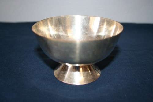 A COLLECTION OF 5 x ASSORTED SILVER PLATED BREAKFAST SET PIECES IN GREAT CONDITION bid/piece