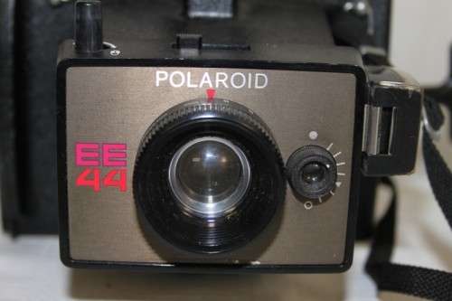 AN AWESOME VINTAGE (c1970's) POLAROID MODEL EE44 CAMERA IN GREAT CONDITION
