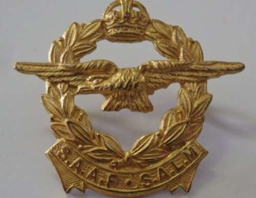 A FANTASTIC UNION OF SOUTH AFRICA WWI AIR FORCE ''S.A.A.F./S.A.L.M.'' CAP BADGE WITH KINGS CROWN