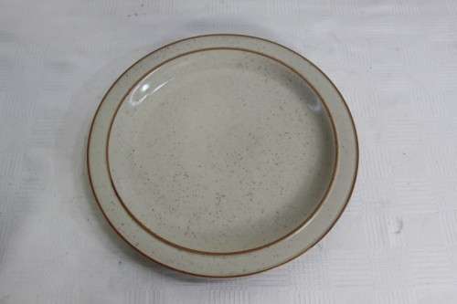 7x AWESOME SOUTH AFRICAN MADE CONTINENTAL STONEWARE DINNER PLATES IN GREAT CONDITION