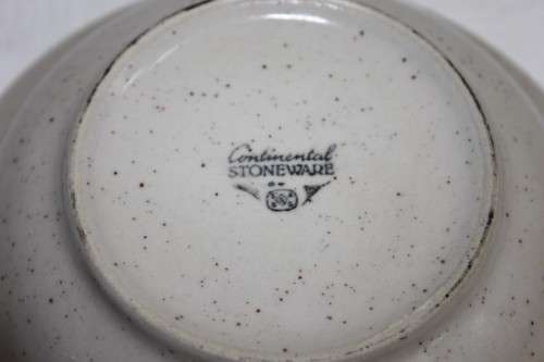 8x STUNNING SOUTH AFRICAN MADE CONTINENTAL STONEWARE DESSERT/ SOUP BOWLS IN GREAT CONDITION