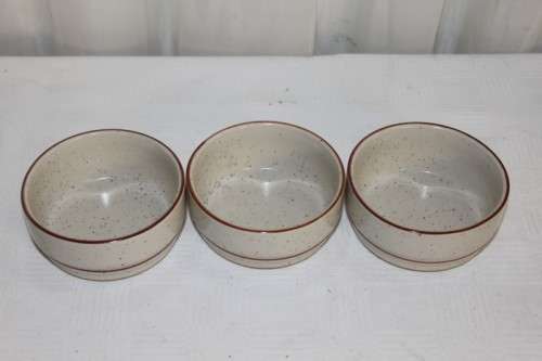 3x AWESOME SOUTH AFRICAN MADE CONTINENTAL STONEWARE BOWLS IN GREAT CONDITION
