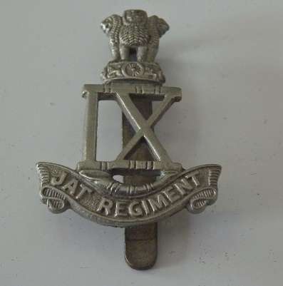A STUNNING AND RARE INDIAN ARMY (POST 1947) ''JAT REGIMENT'' INFANTRY CAP BADGE