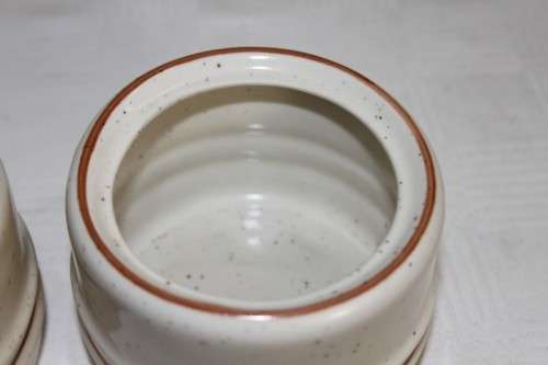 TWO AWESOME SOUTH AFRICAN MADE CONTINENTAL STONEWARE SUGAR BOWLS IN GREAT CONDITION