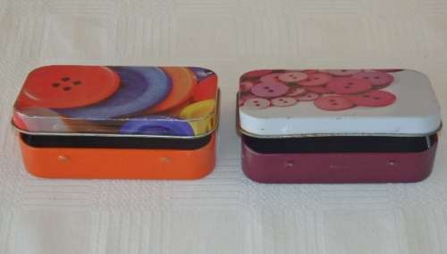 AN AWESOME COLLECTION OF 10x ASSORTED COLLECTIBLE DISPLAY TINS INCLUDING A MICKEY MOUSE TIN bid/tin