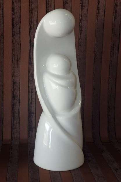 TWO STUNNING TALL WHITE "MODERN" STYLED MOTHER AND CHILD CERAMIC FIGURINES bid/figurine