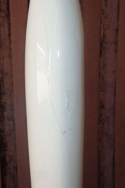 TWO STUNNING TALL WHITE "MODERN" STYLED MOTHER AND CHILD CERAMIC FIGURINES bid/figurine